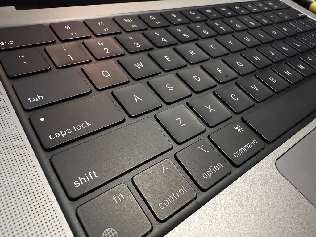 macbook-keyboard