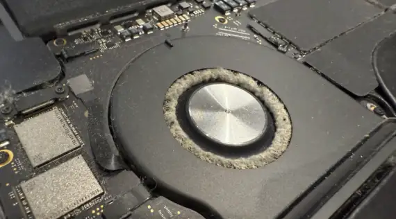 MacBook 發燙、風扇噪音怎麼辦？散熱保養全攻略，恢復原始效能的關鍵