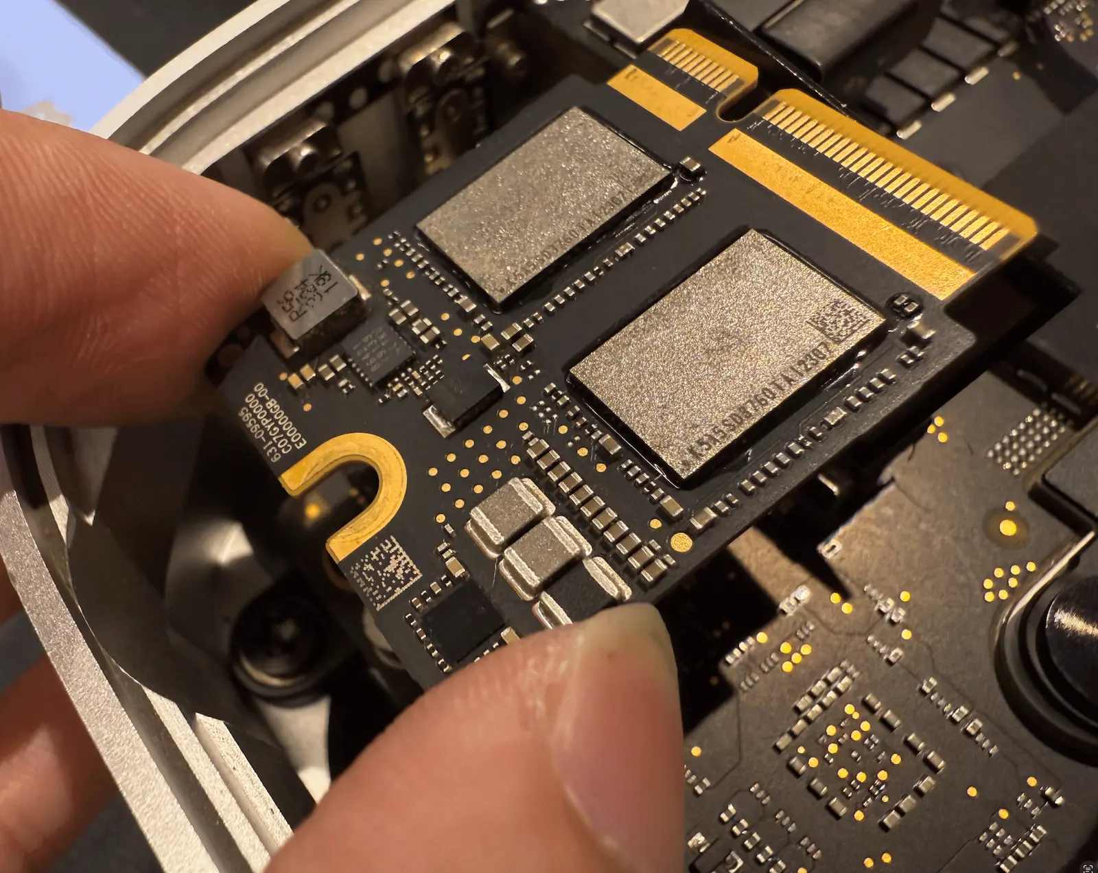 台北 Macbook 維修 - SSD 硬碟健康度數據檢測